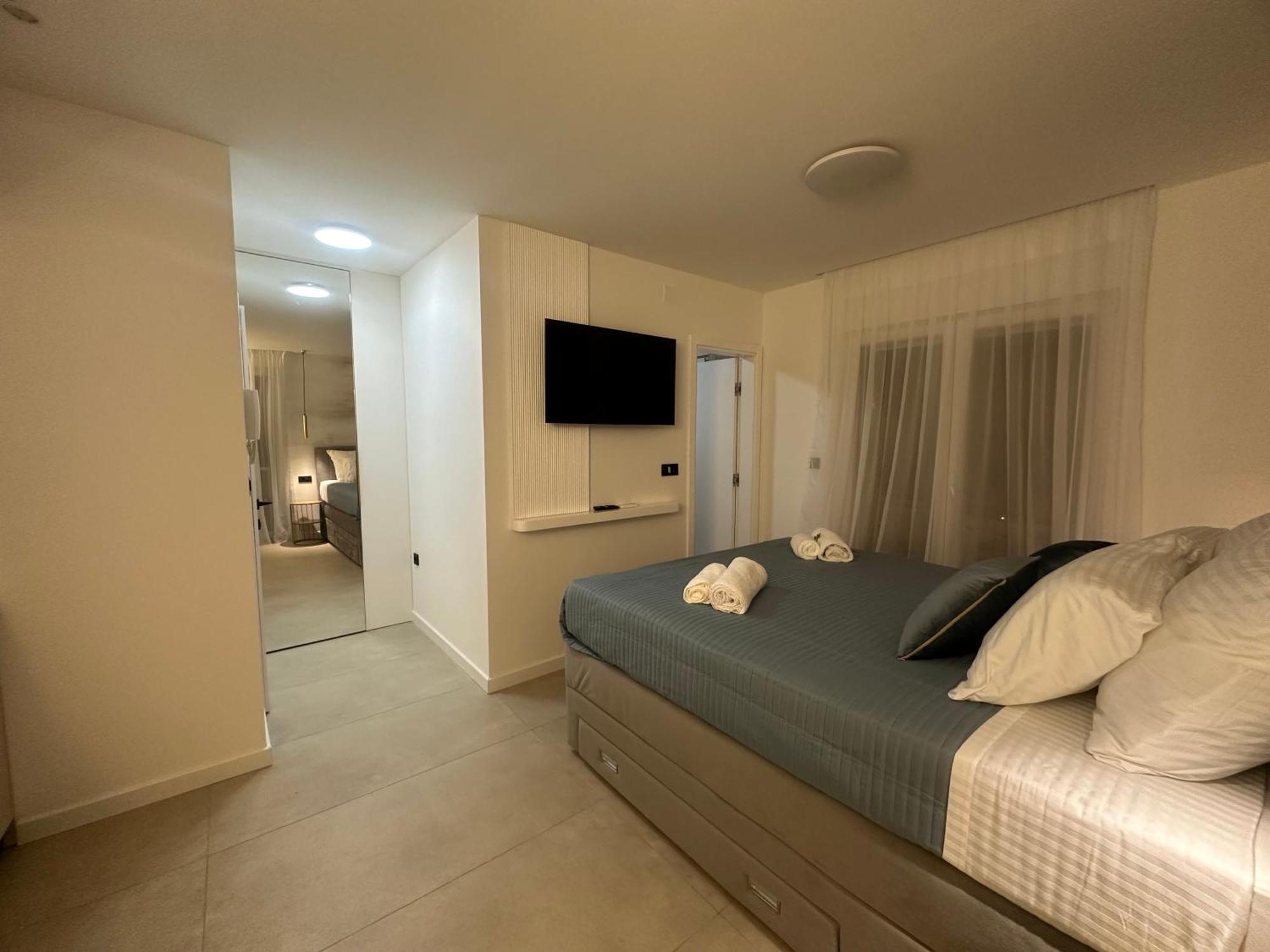 Amaro Luxury Room & Studio Apartman With Balcony Задар Экстерьер фото